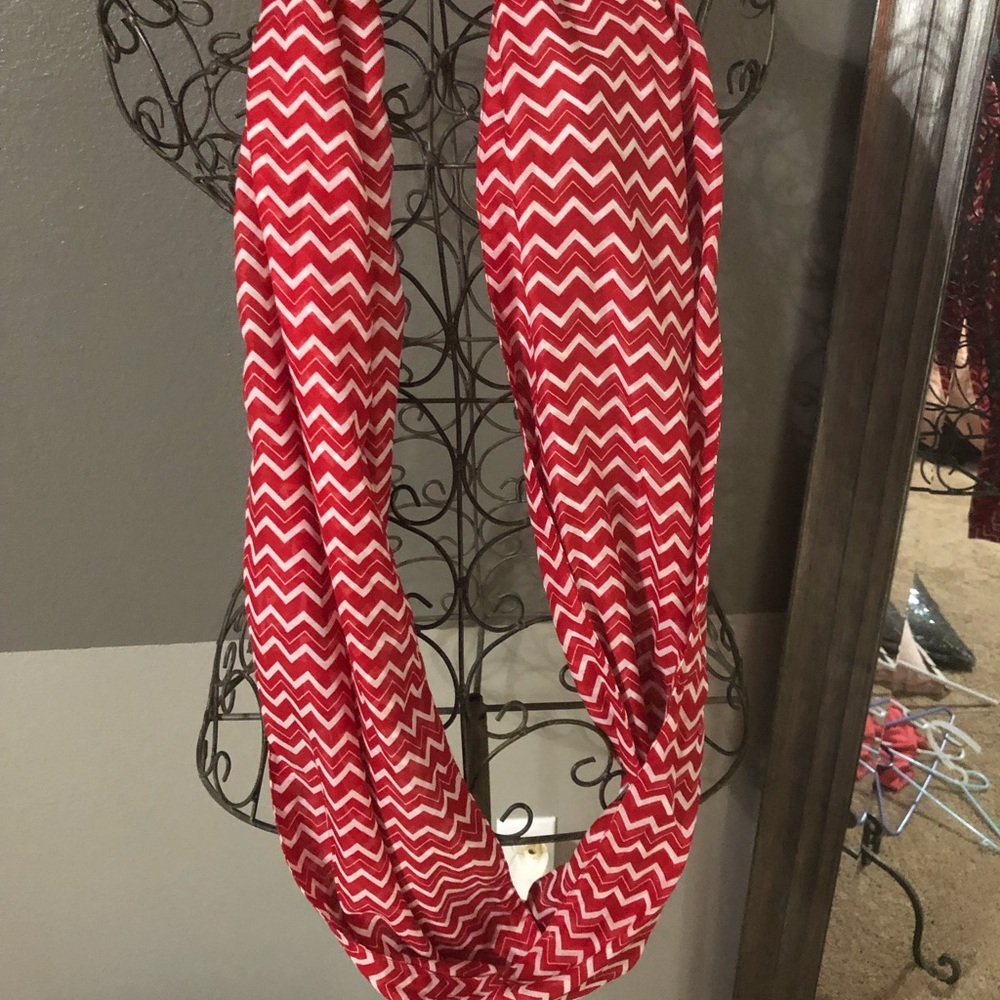 Infinity chevron scarf